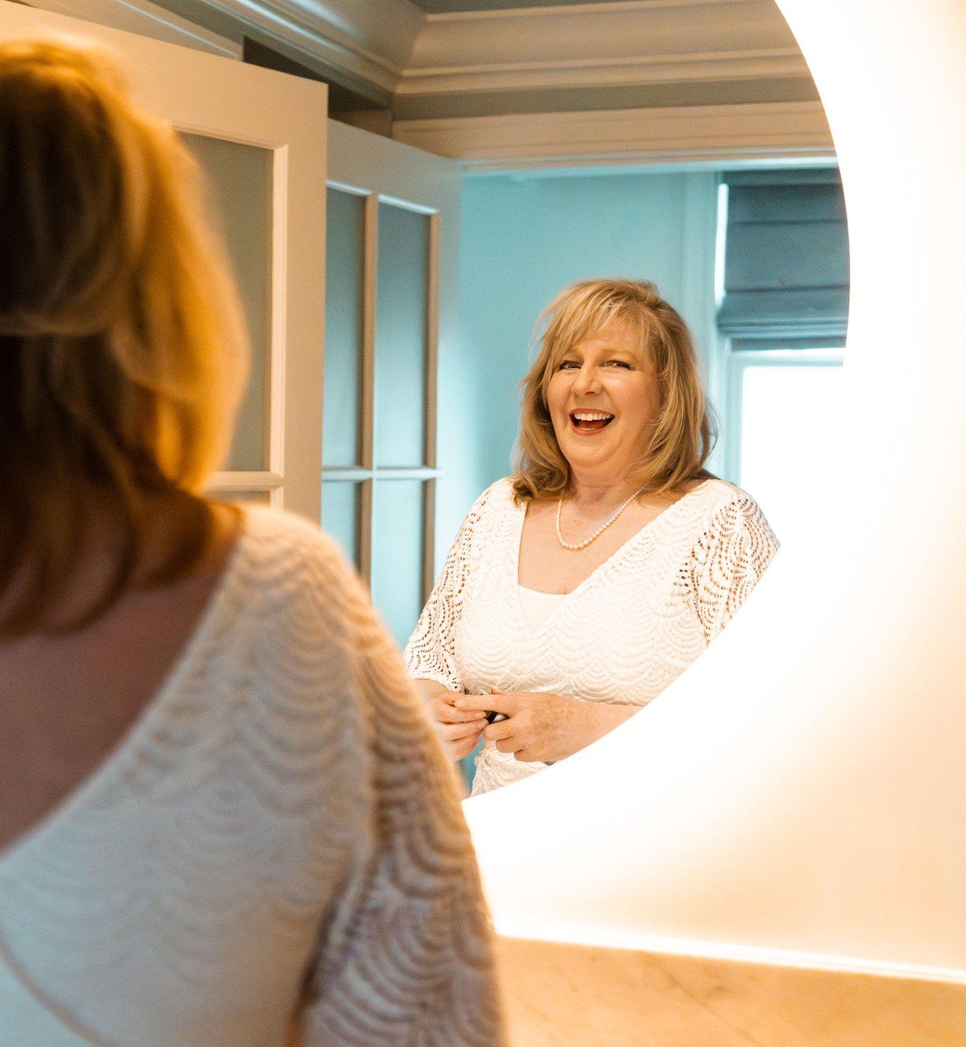 carousel-hero-element image-4